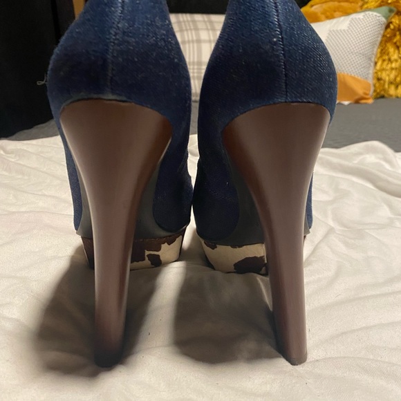 Nine West peep Toe Cowhide Hair Denim Platform Heel - Picture 4 of 7